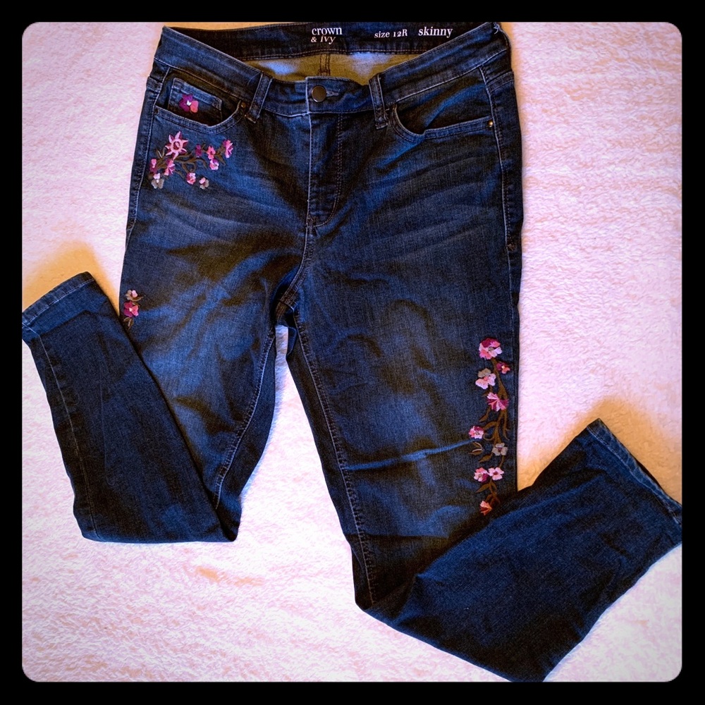 Crown & Ivy Skinny Jean Capris